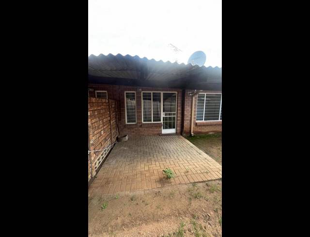 2 BEDROOM PROPERTY TO RENT IN THE ORCHARDS